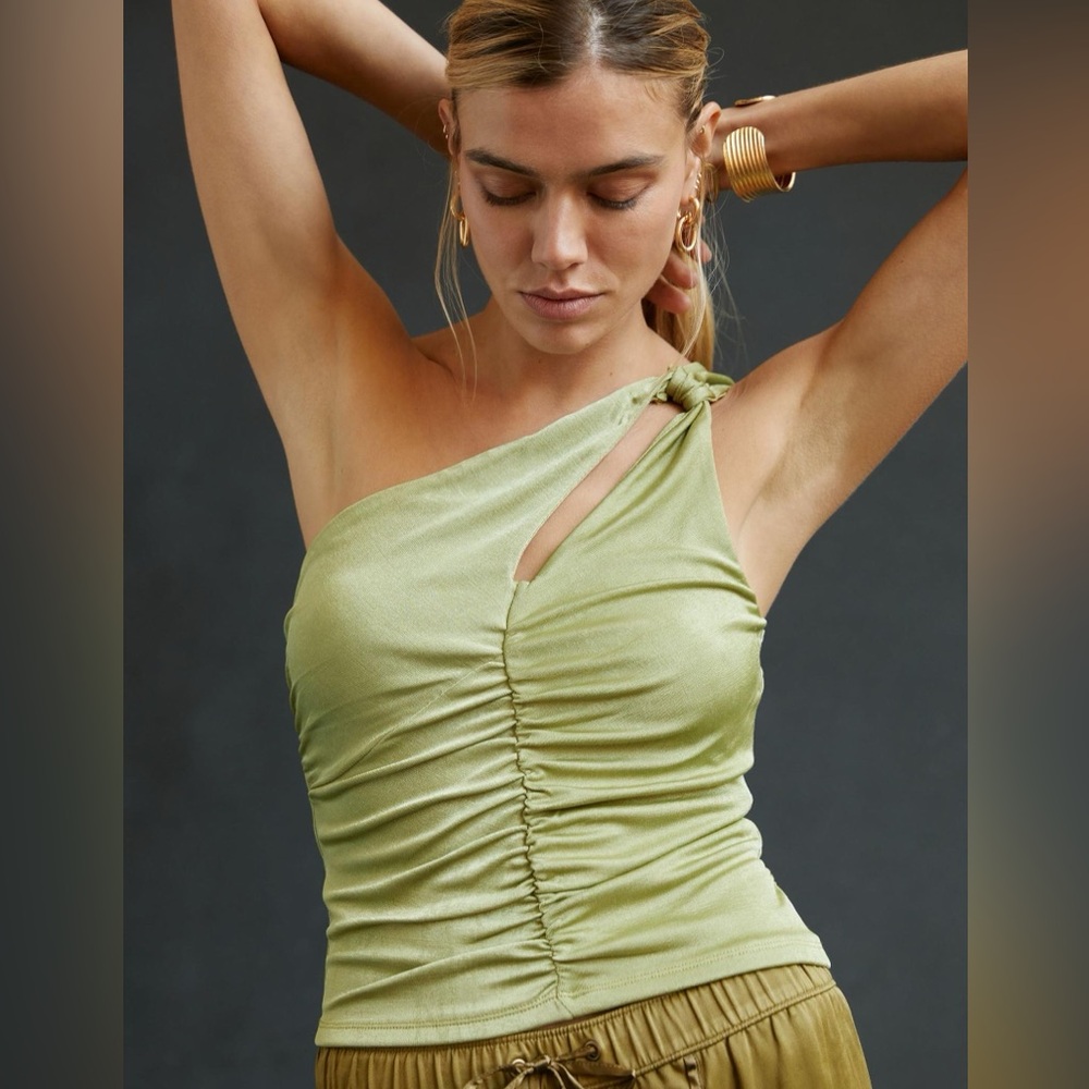 Anthropology, one sided top with keyhole scrunchie side